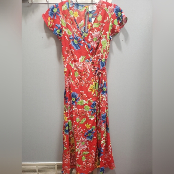 Sienna Sky NWT Red Flutter Sleeve Multicolor Floral Wrap Style Dress - Picture 1 of 9